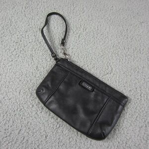 COACH  Patent Leather Wristlet‎ Wallet Black 7x5X1inch